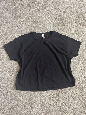 lululemon athletica Black Short Sleeve Crew Tee